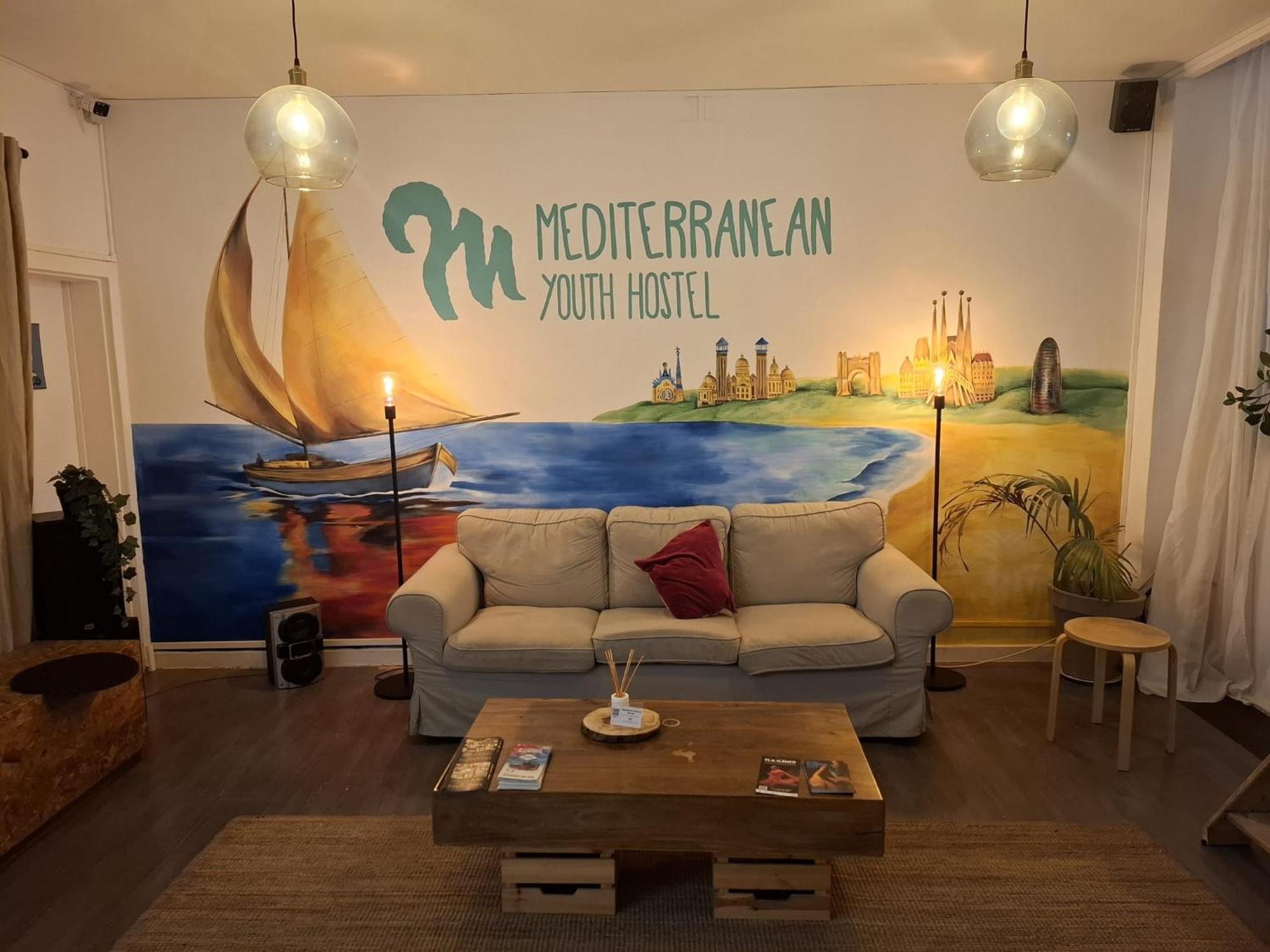Mediterranean Hostel Барселона Экстерьер фото